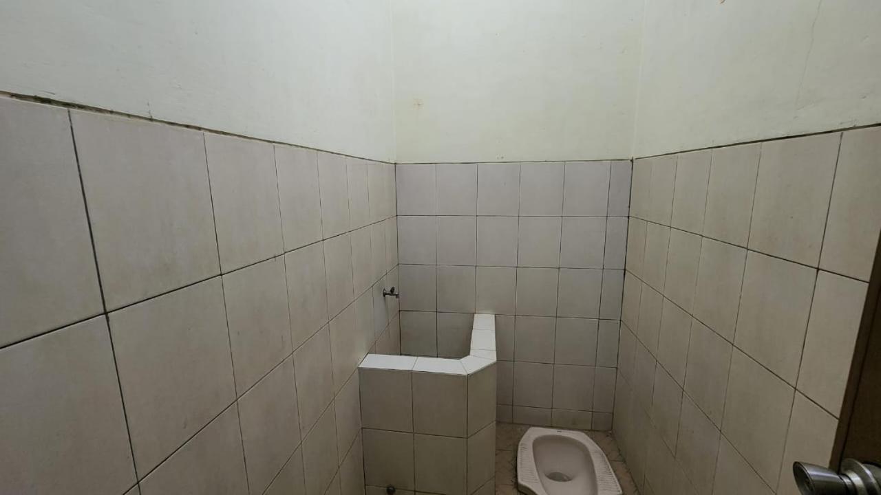 Hotel Metro Kudus Tanggulangin Zewnętrze zdjęcie